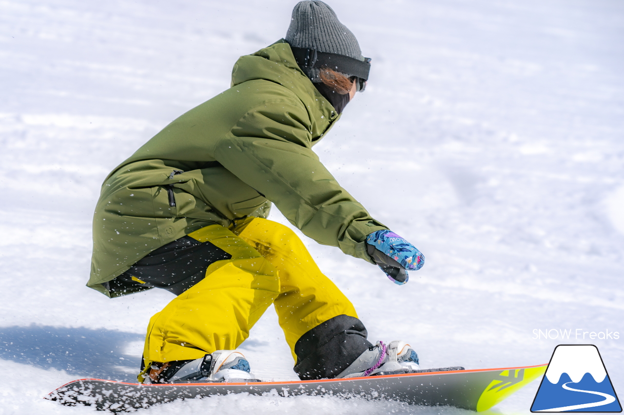 Hanako Takamatsu × SNOW Freaks SNOWBOARD PHOTOGRAPHY SESSION in Rusutsu Resort